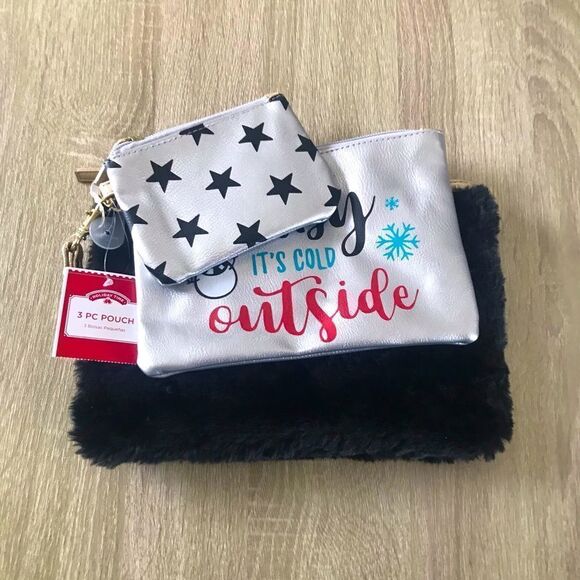 3 Piece “Baby It’s Cold Outside” Pouch Set With Interchangeable Wristlet Strap - Picture 1 of 2